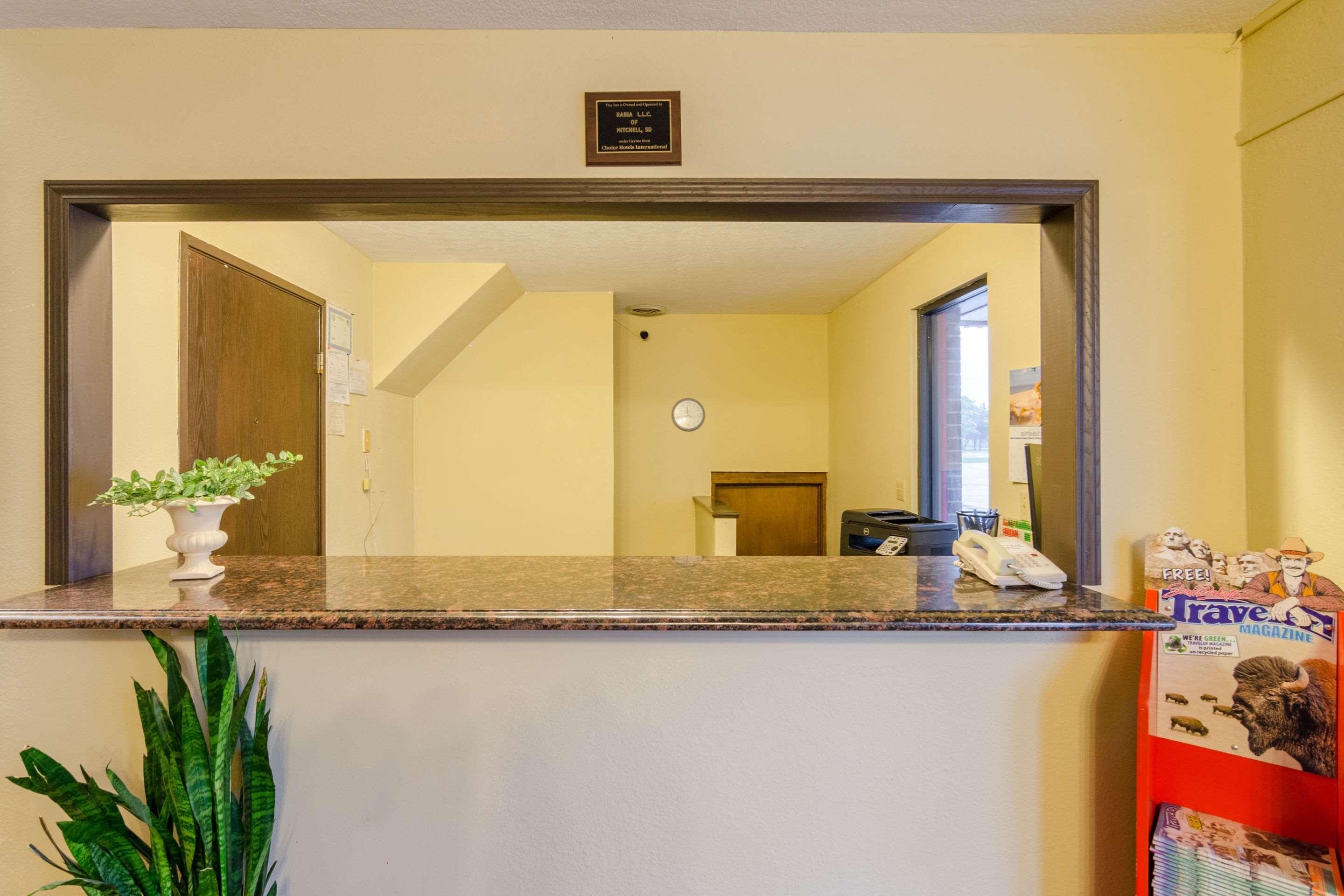 Rodeway Inn Митчелл Экстерьер фото