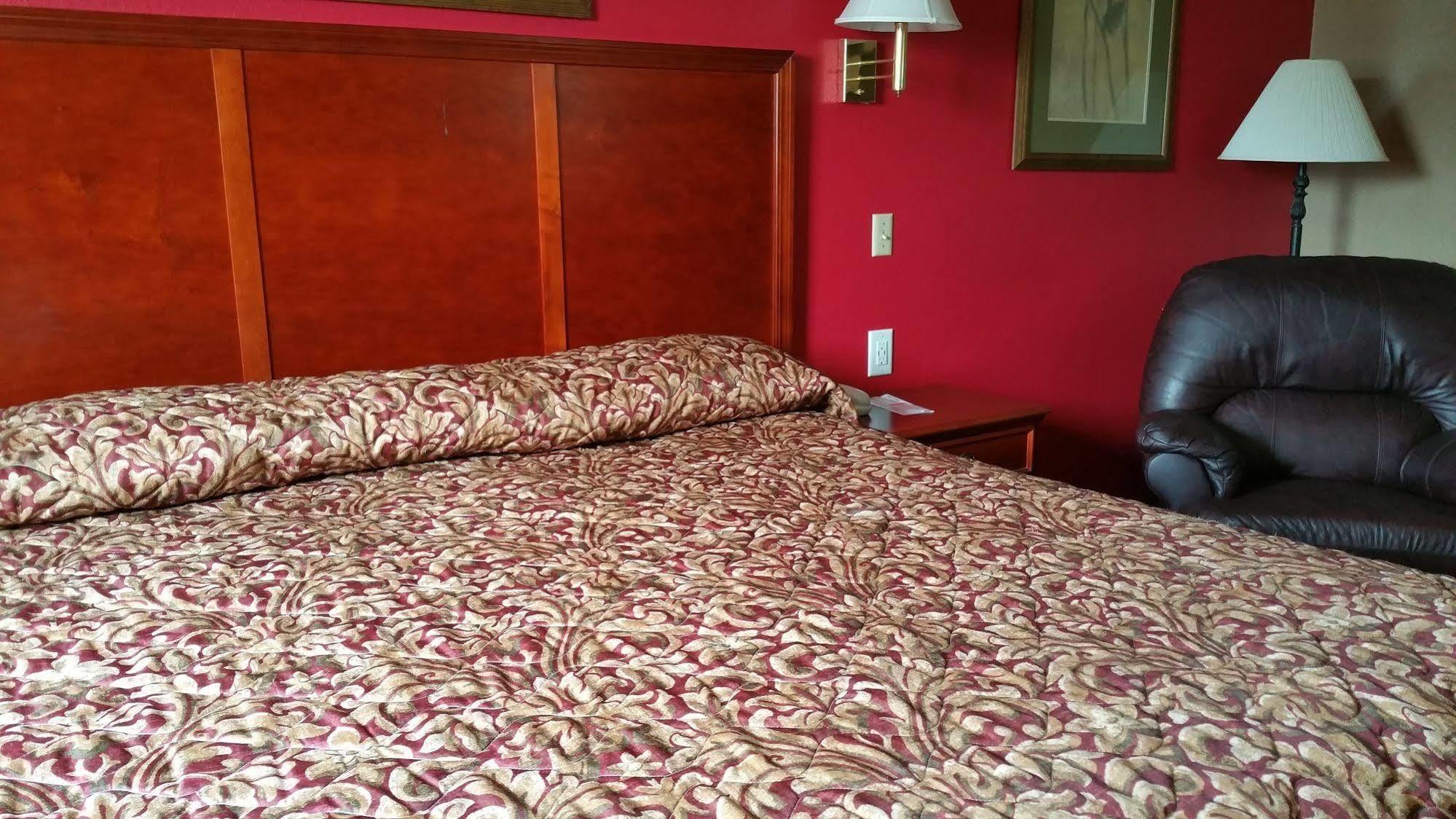 Rodeway Inn Митчелл Экстерьер фото